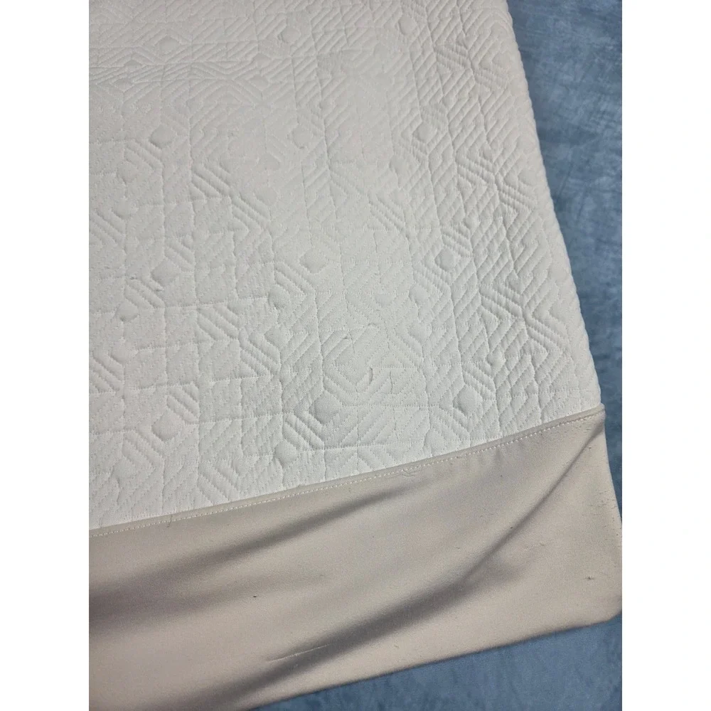 Athleta Jacquard Elevation Women's Pullover L Cream Quilted Funnel Neck